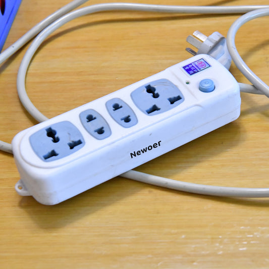 Newoer Fast Charging Embedded Power Strip Flat Plug (White)